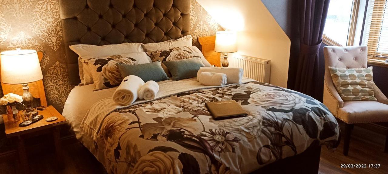 Outlander Boutique B&B King Cruden Bay ภายนอก รูปภาพ
